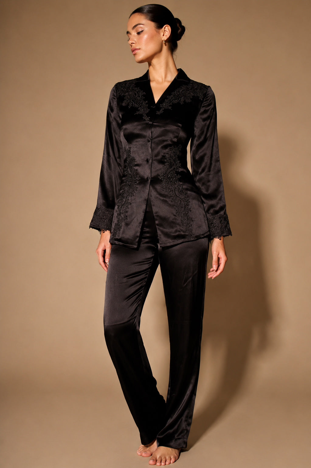 Essence - Midnight Black